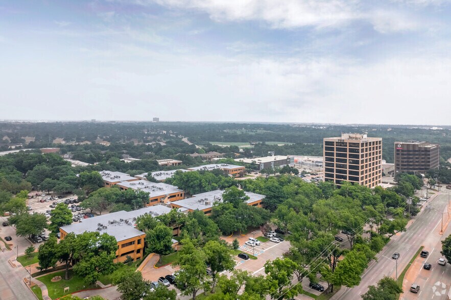 More Photos Of 8330-8350 Meadow Rd, Dallas Office For Sale