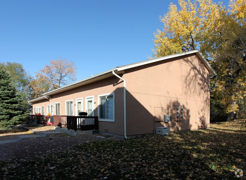 More Photos Of 129 Wellington St, Fountain Apartments For Sale