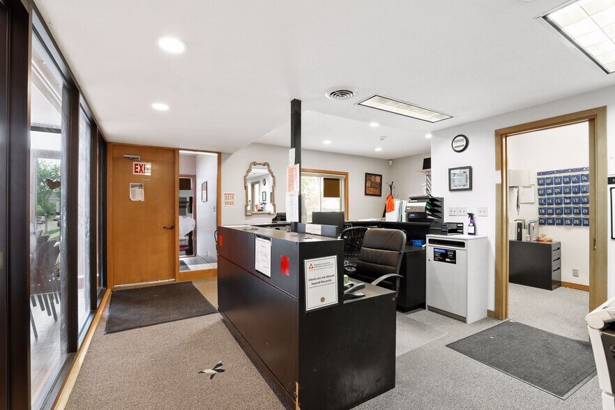 More Photos Of 800 N 42nd Ave, Minneapolis Medical For Lease