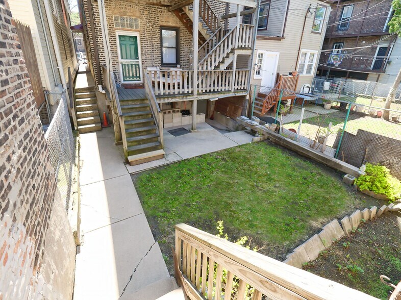 More Photos Of 2312 W 21st St, Chicago Apartments For Sale