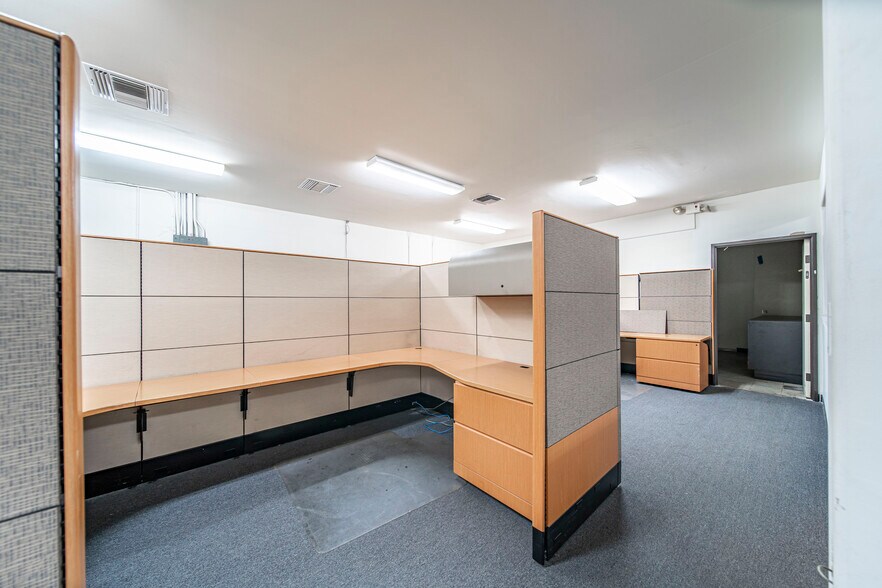 More Photos Of 500-506 S Palm Ave, Alhambra Warehouse For Lease