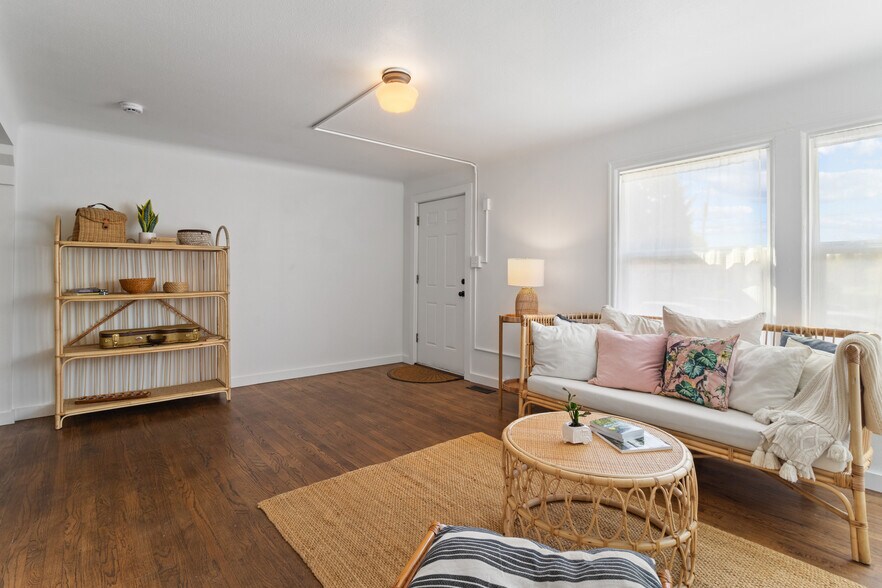 More Photos Of 510 E 16th St, Vancouver Manufactured Housing Mobile Home Park For Sale