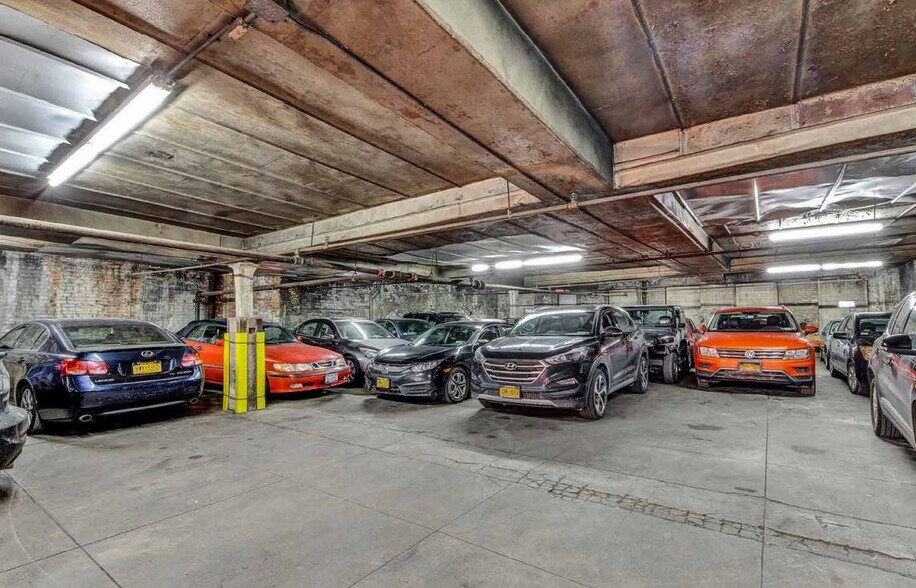 More Photos Of 304-306 W 49th St, New York Parking Garage For Sale