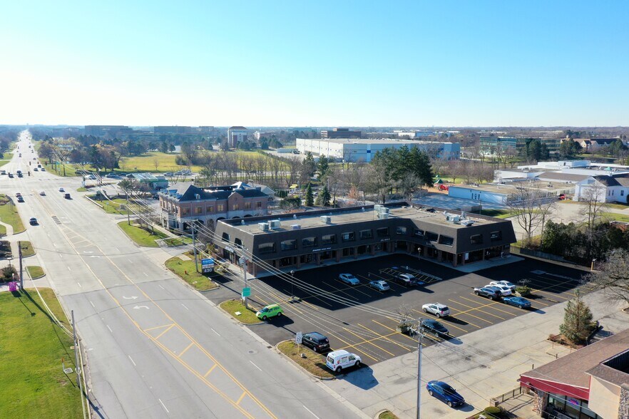 More Photos Of 430 Milwaukee Ave, Lincolnshire Storefront Retail Office For Lease