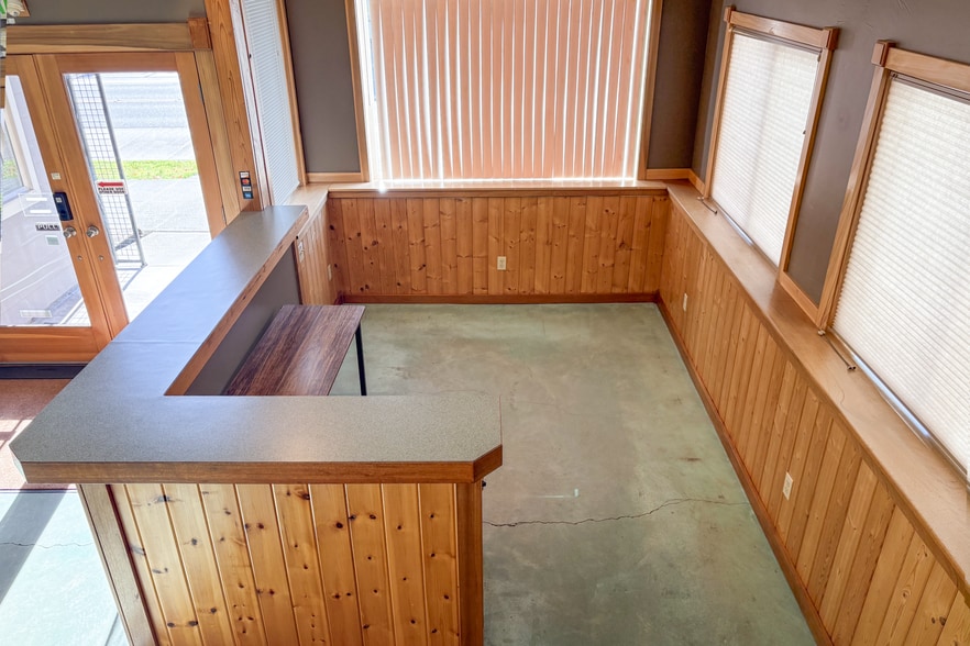 More Photos Of 338 NW 85th St, Seattle Office For Sale