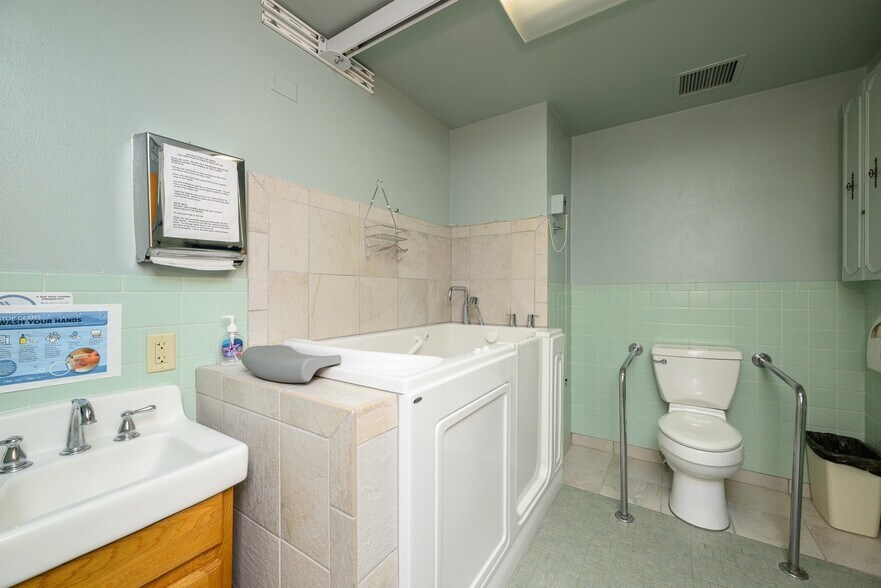 More Photos Of 2812 Harvard Ave NW, Canton Assisted Living For Sale