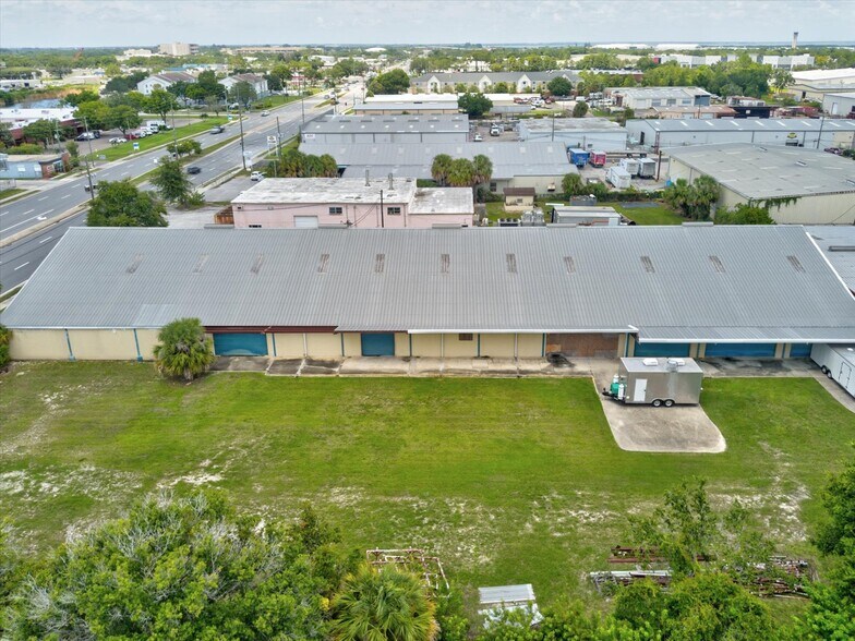 More Photos Of 12925 N 49th St, Clearwater Warehouse For Lease