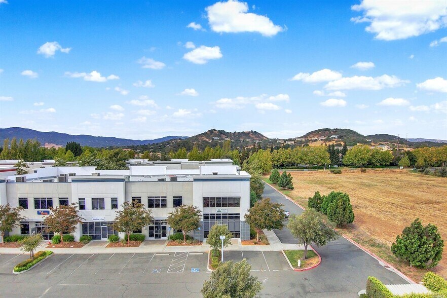 More Photos Of 4725 Mangels Blvd, Fairfield Light Distribution For Lease