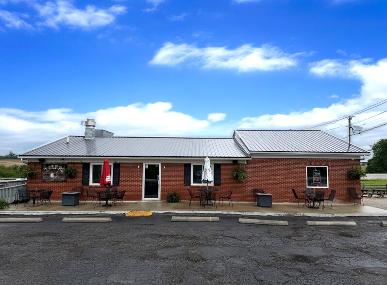 Primary Photo Of 1917 Old Main St, Maysville Specialty For Sale