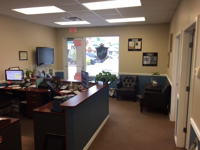 More Photos Of 202 N Rhodes Ave, Sarasota Office For Lease