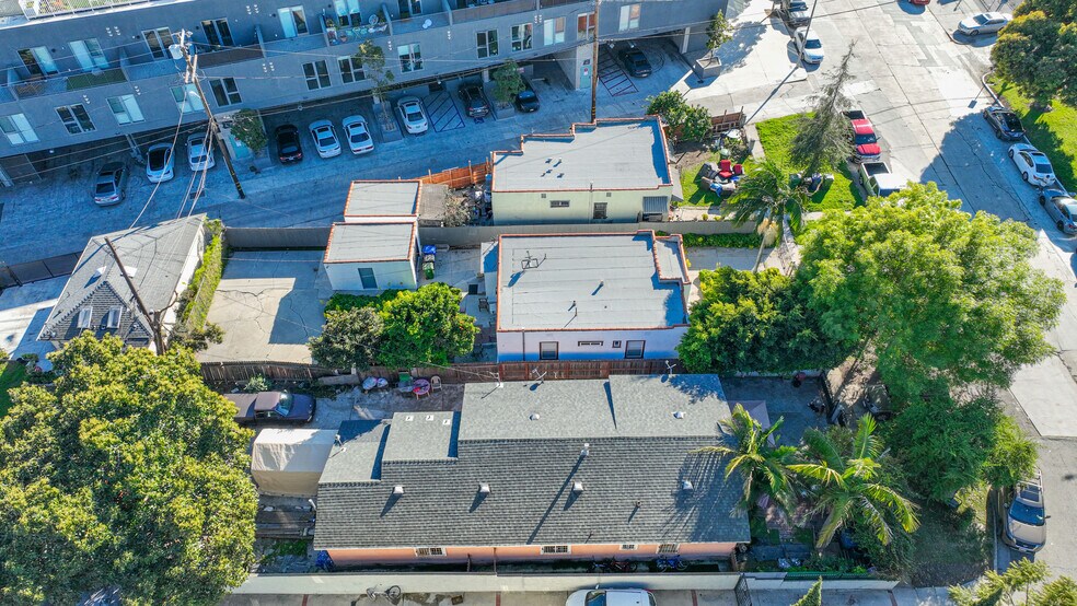 More Photos Of 2536 S Dunsmuir Ave, Los Angeles Land For Sale