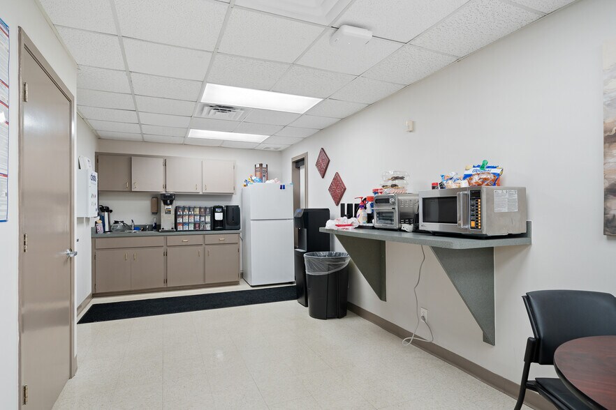 More Photos Of 3022 McKinzie Rd, Corpus Christi Medical For Sale