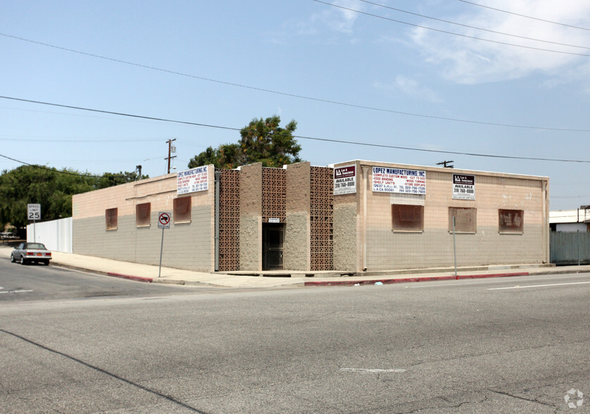 Primary Photo Of 12637 S Main St, Los Angeles Warehouse For Lease