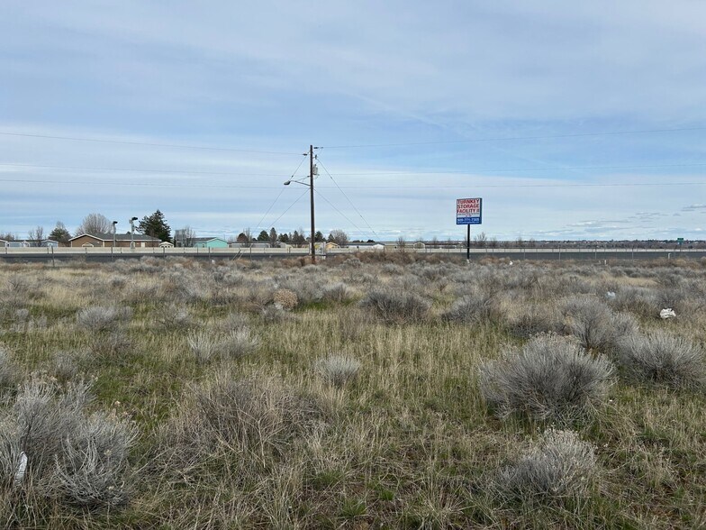 More Photos Of Broad St NE @ Airway DR, Moses Lake Land For Sale