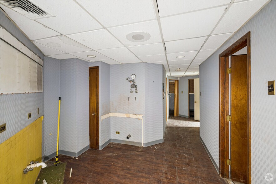 More Photos Of 99 Vose Ave, South Orange Office For Sale
