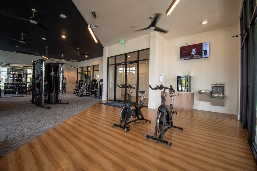 More Photos Of 234 E Mitchell Hammock Rd, Oviedo Apartments For Lease