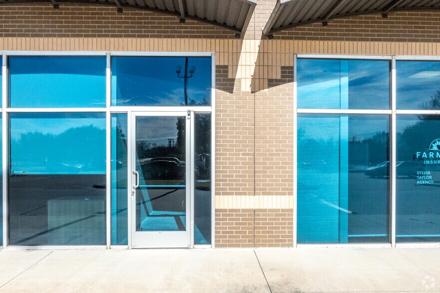 More Photos Of 5501 Gordon Smith Dr, Rowlett Medical For Lease
