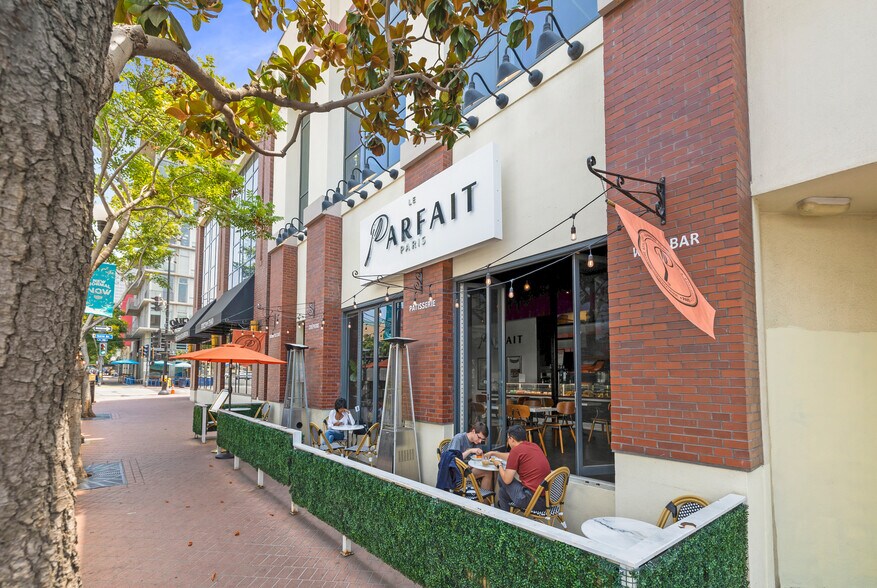 More Photos Of 668 6th Ave, San Diego Storefront Retail Office For Lease