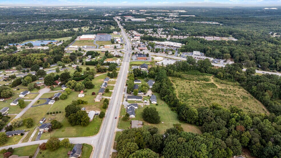 More Photos Of 4026 Moore Duncan Hwy, Moore Assisted Living For Sale