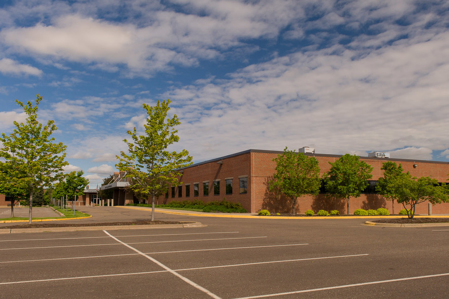 Primary Photo Of 1500-1550 W Highway 36, Roseville Office For Lease