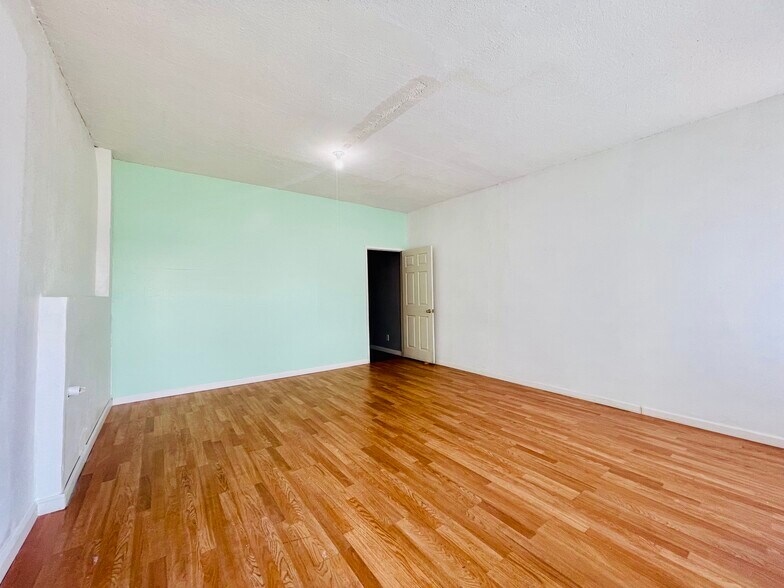 More Photos Of 657-669 Glendora Ave, La Puente Unknown For Lease