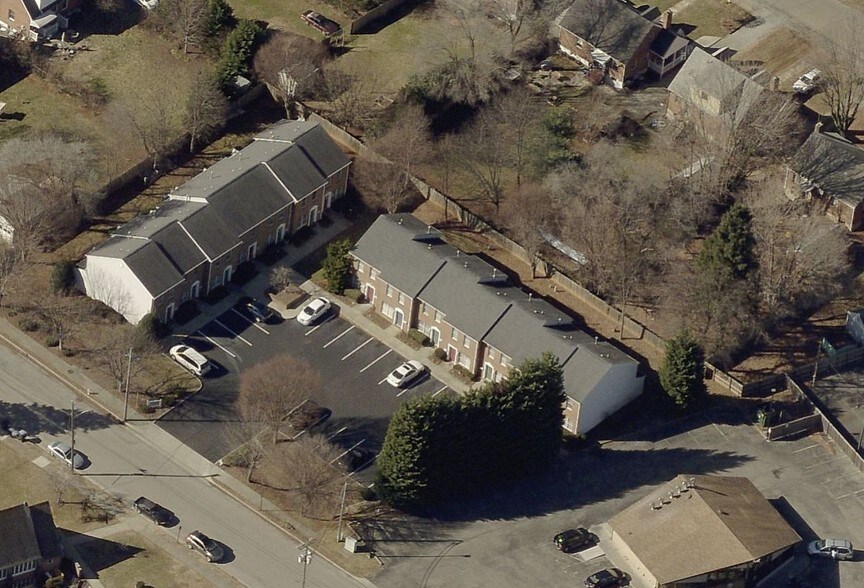 More Photos Of 2920-2952 Epperley Ave NW, Roanoke Apartments For Sale