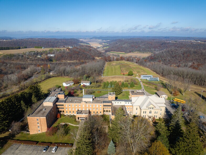 More Photos Of W2658 WI-33, La Crosse Assisted Living For Sale