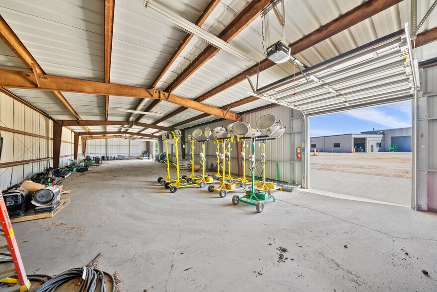 More Photos Of 15125 S Robert Trl, Rosemount Service For Sale