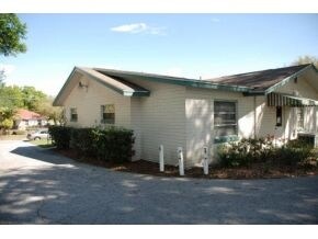 More Photos Of 402 W Highlands Blvd, Inverness Medical For Sale
