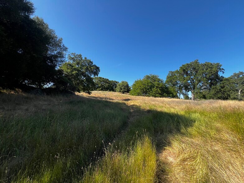 More Photos Of 7060 La Mesa Ln, Somerset Land For Sale