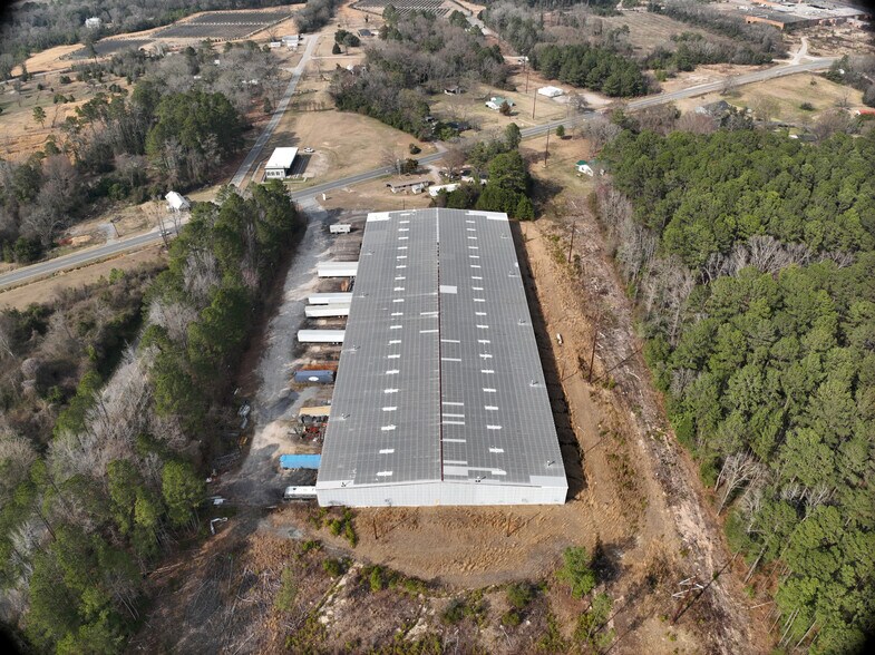 More Photos Of 401 N Main St, Society Hill Warehouse For Lease