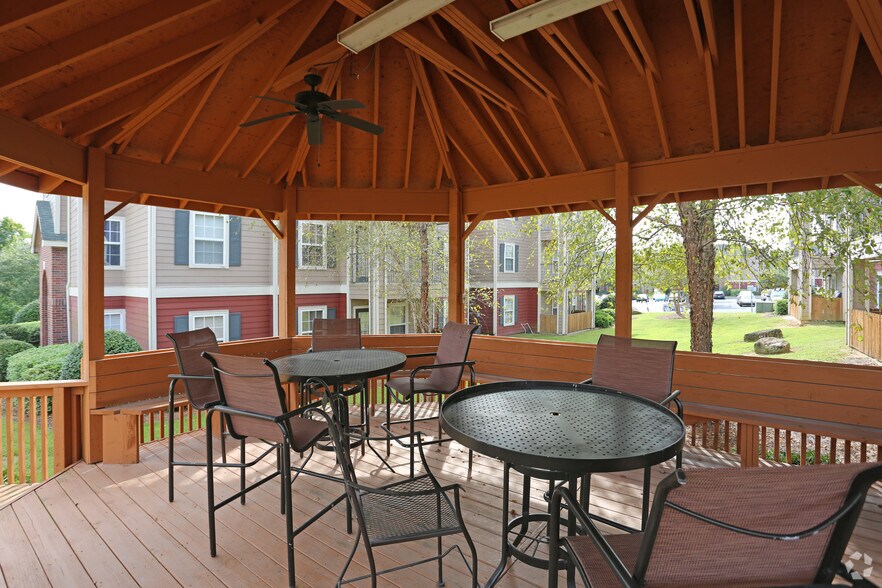 More Photos Of 215 Spencer Pl, Cayce Apartments For Sale
