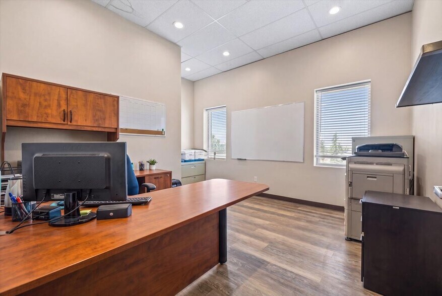 More Photos Of 280 Portage Clos, Sherwood Park Warehouse For Sale