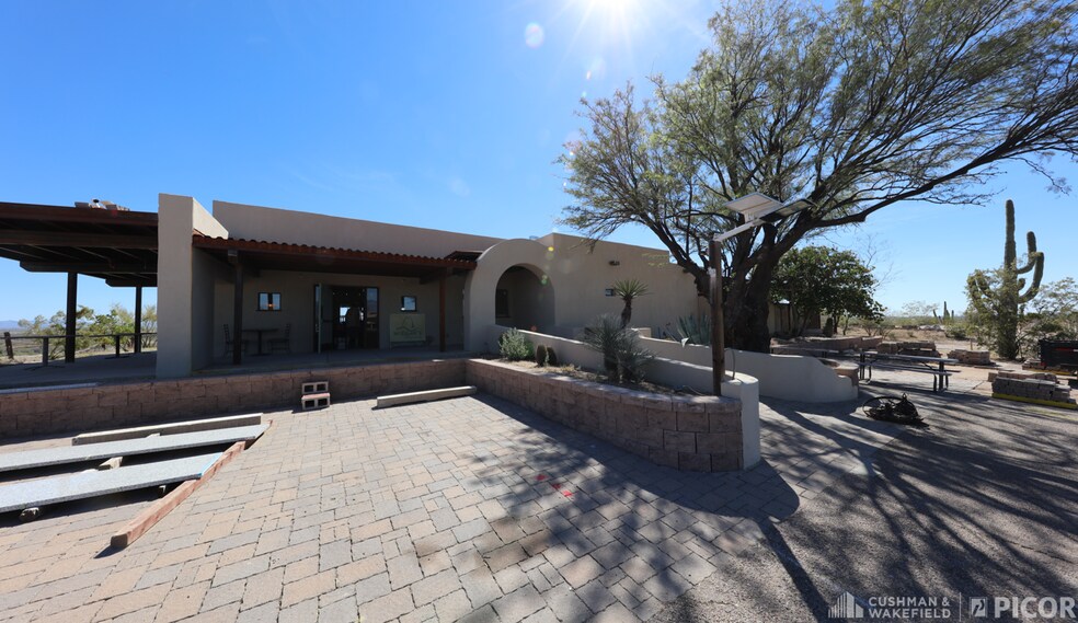 More Photos Of 4110 S Houghton Rd, Tucson Restaurant For Lease