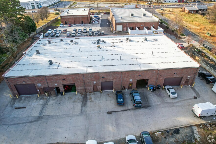 More Photos Of 8018 Myint Ln, Concord Light Distribution For Lease