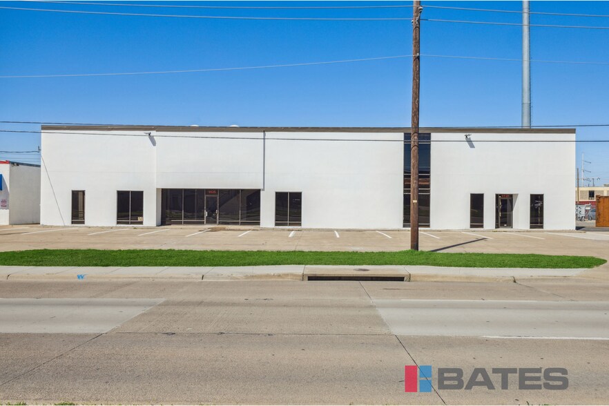 More Photos Of 9525 & 9535 Skillman St, Dallas Showroom For Sale