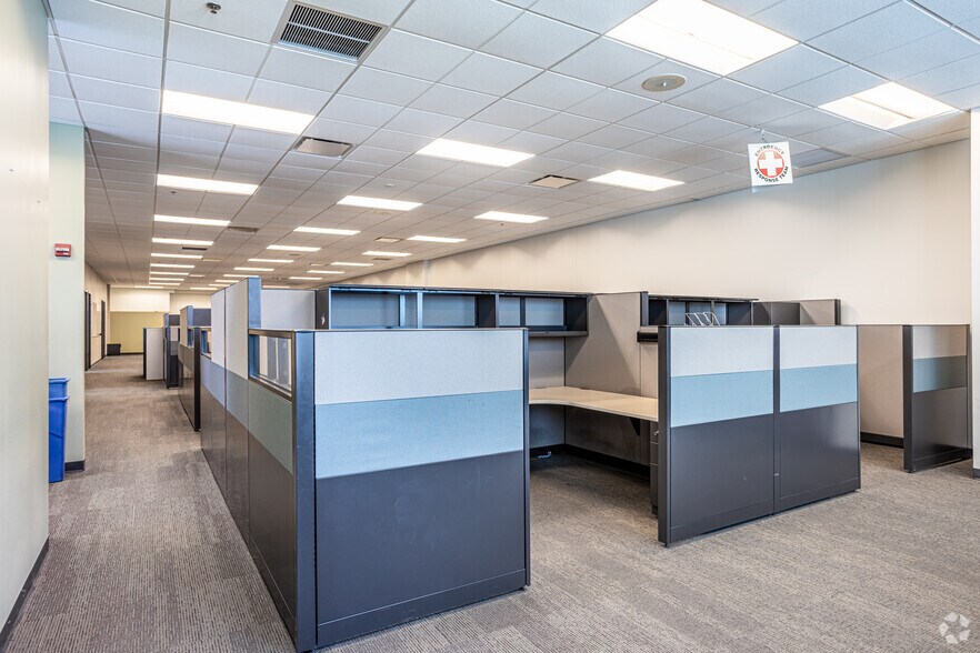 More Photos Of 9351-9401 Renner Blvd, Lenexa Office For Lease