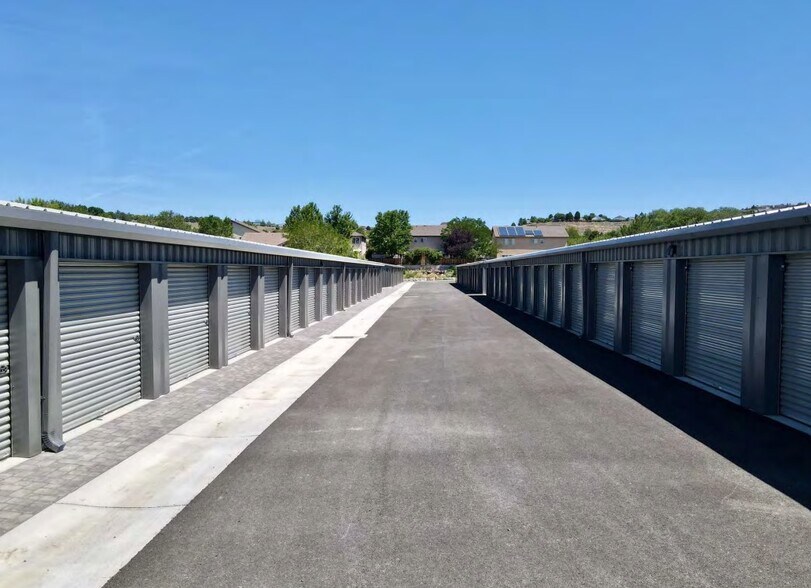 Primary Photo Of 1470 Disc dr, Sparks Self Storage For Sale