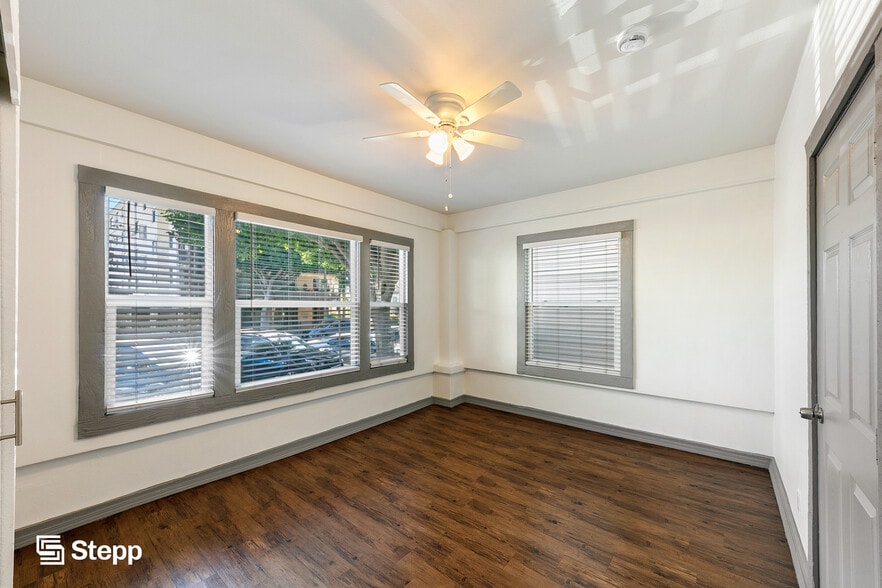 More Photos Of 235 Linden Ave, Long Beach Apartments For Sale