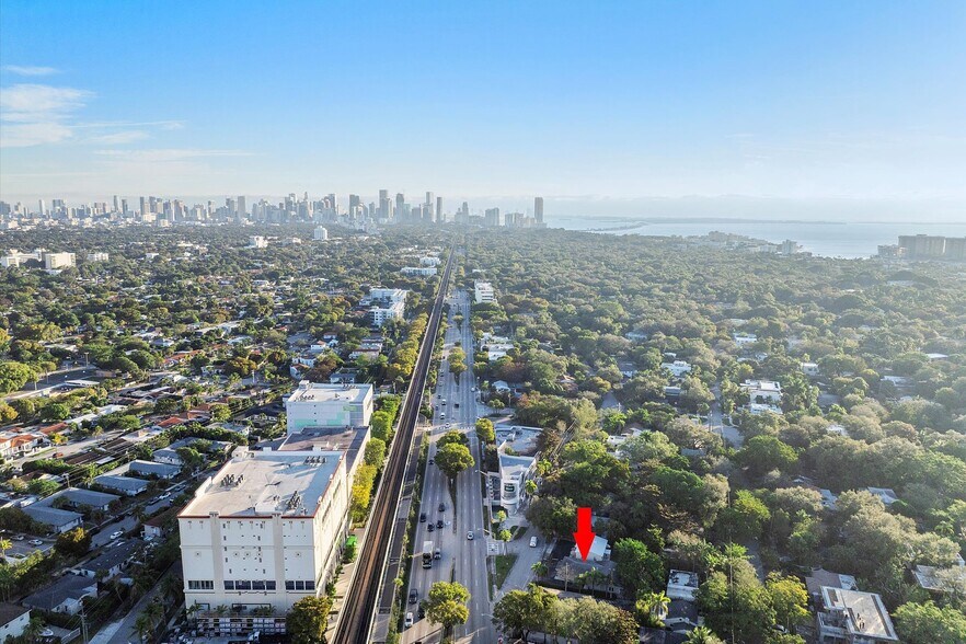 More Photos Of 2482 Secoffee Ter, Coconut Grove Medical For Lease
