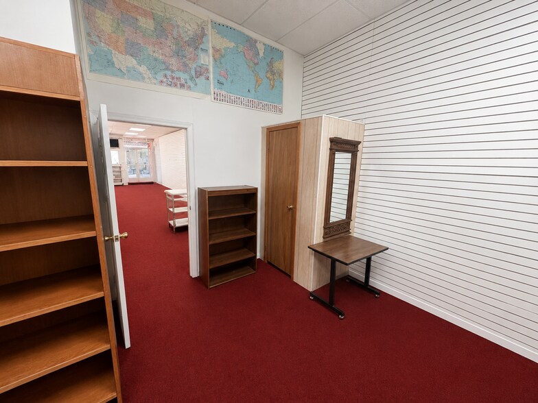More Photos Of 199 Atlantic Ave, Brooklyn Storefront Retail Residential For Lease
