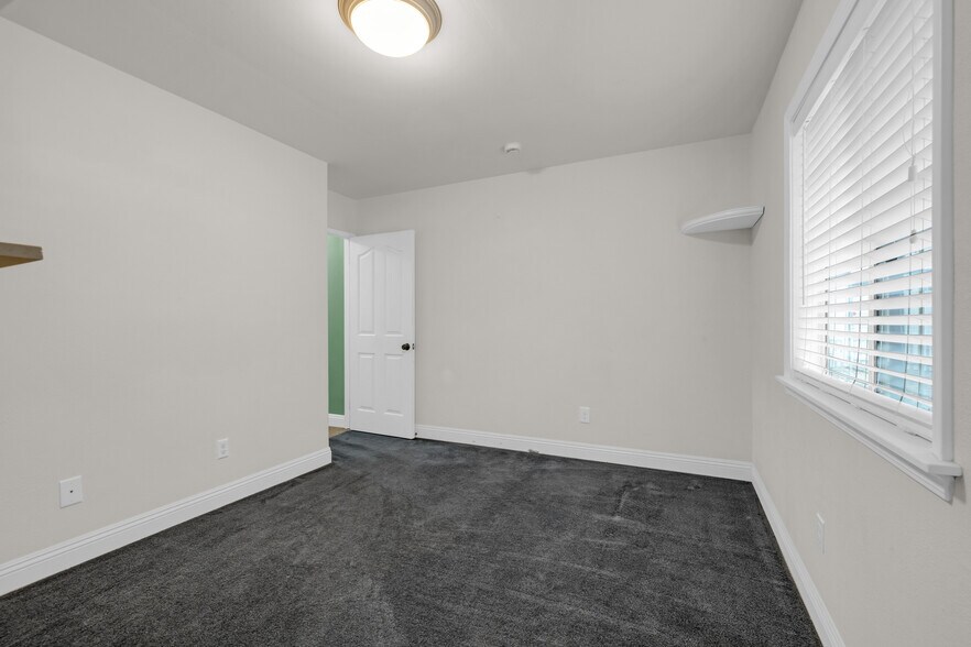 More Photos Of 17009 Iron Springs Rd, Julian Multifamily For Sale