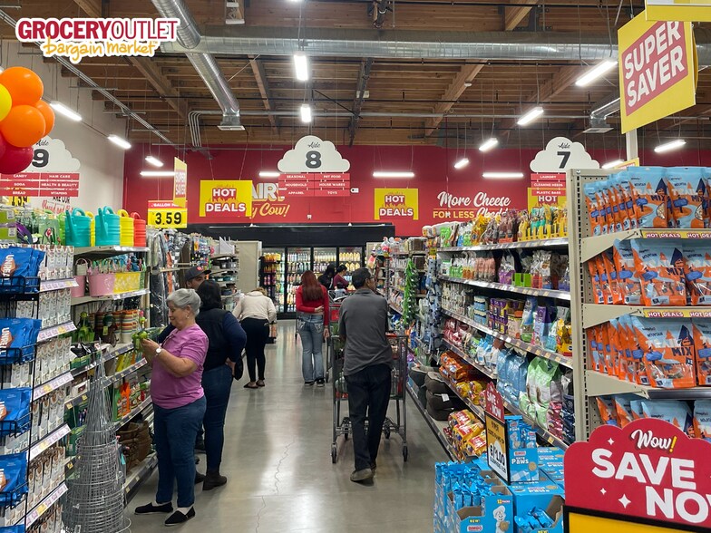 More Photos Of 6348 Mission Blvd, Jurupa Valley Storefront For Sale