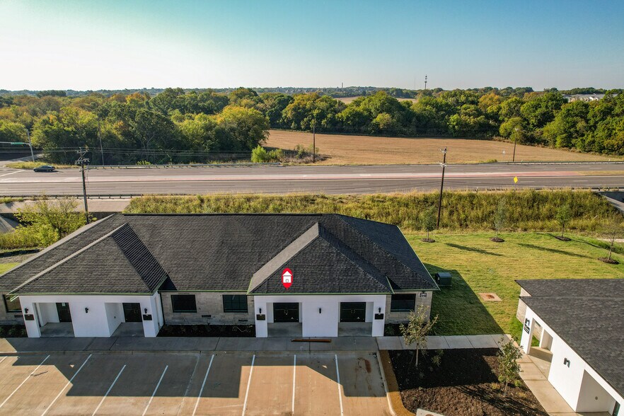 More Photos Of 2001 Auburn Hills Pky, McKinney Office For Lease