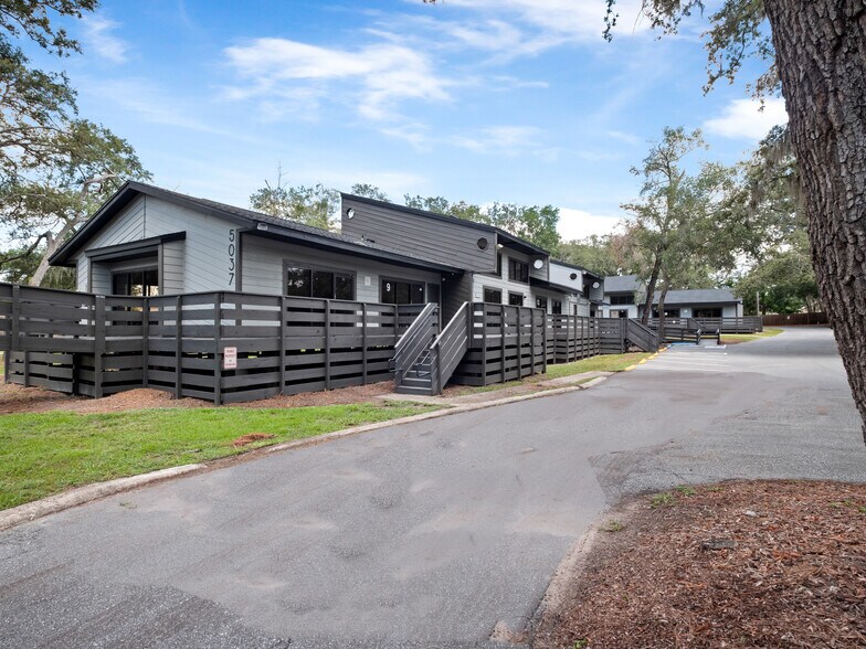 More Photos Of 5037 North Ln, Orlando Office For Lease