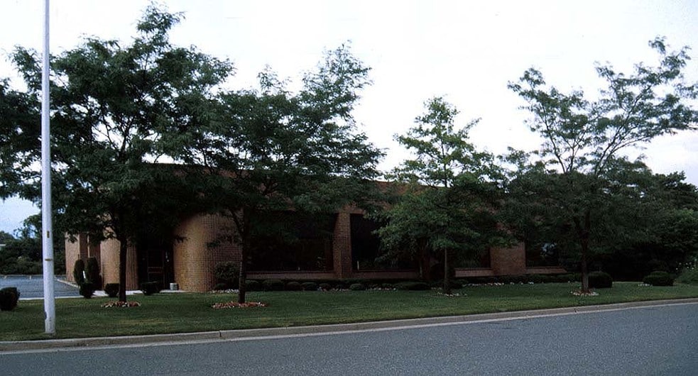 More Photos Of 45 Banfi Plz, Farmingdale Warehouse For Sale