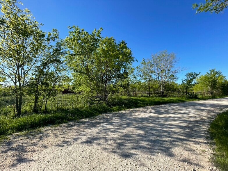 More Photos Of 1127 Lcr 607, Groesbeck Land For Sale