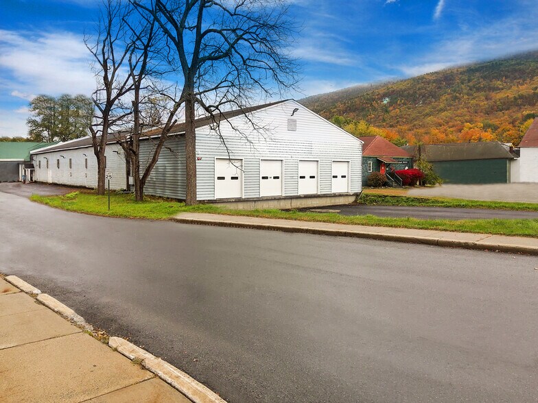 Primary Photo Of 3 Edwards Pl, Ellenville Warehouse For Lease