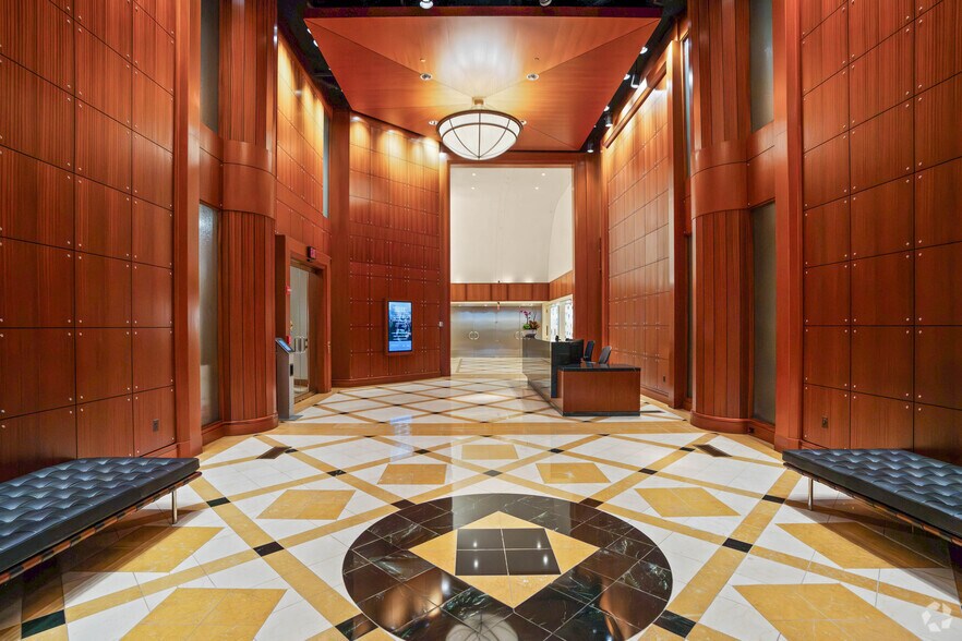 More Photos Of 1331 Pennsylvania Ave NW, Washington Office For Lease