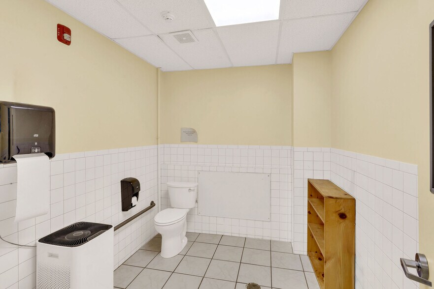 More Photos Of 1805 Princeton Ave, Trenton Daycare Center For Sale